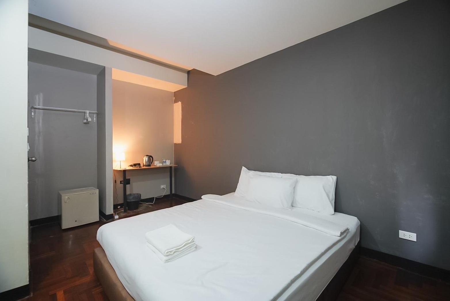Go Inn Silom Bts Surasak X โกอินน์ สีลม บีทีเอส สถานีสุรศักดิ์ Bangkok Eksteriør billede