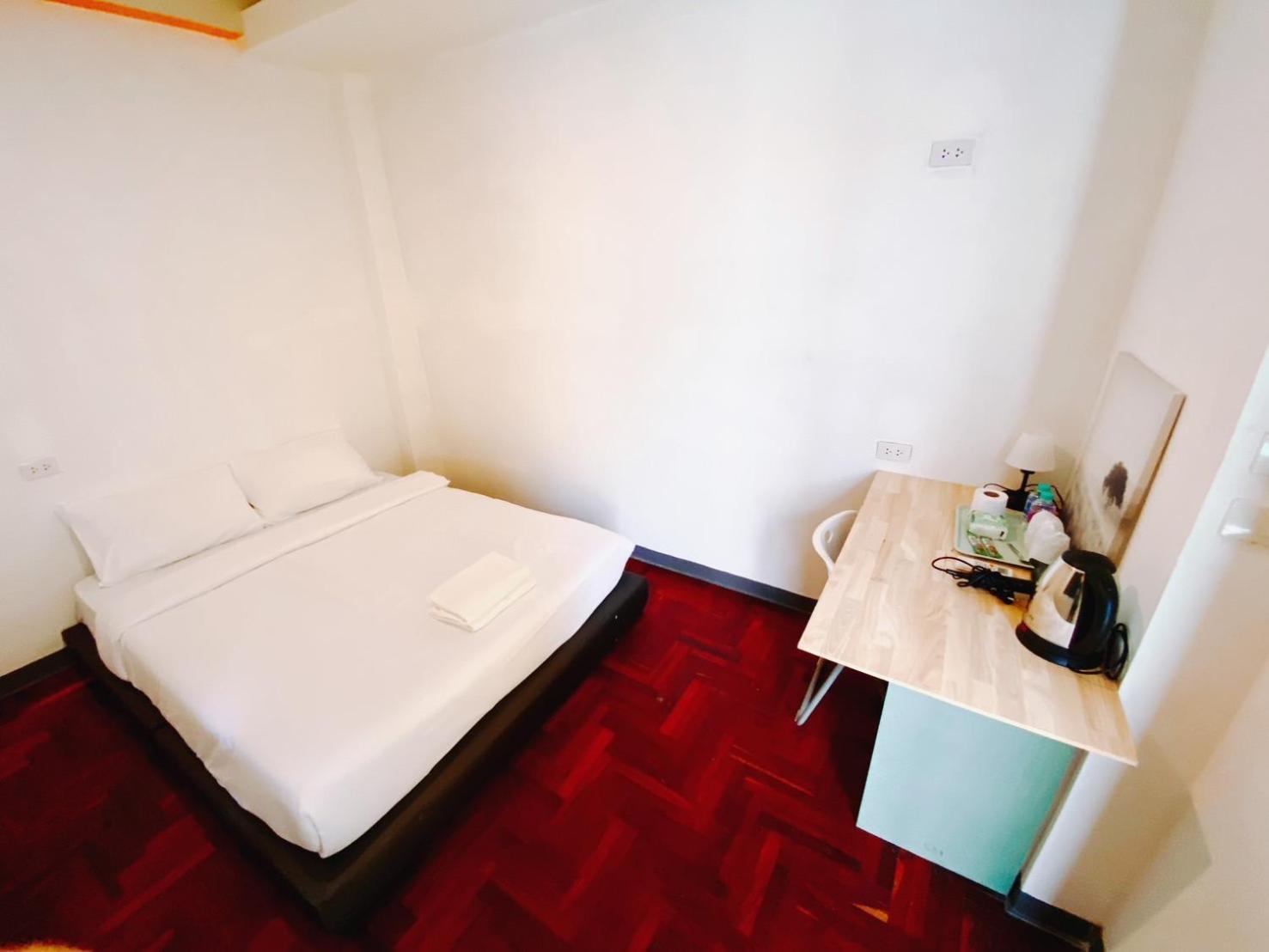 Go Inn Silom Bts Surasak X โกอินน์ สีลม บีทีเอส สถานีสุรศักดิ์ Bangkok Eksteriør billede